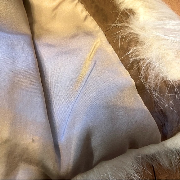 Custom Genuine Vintage Arctic Fox Fur Coat - Excellent Condition, Well Cared For - Picture 11 of 13